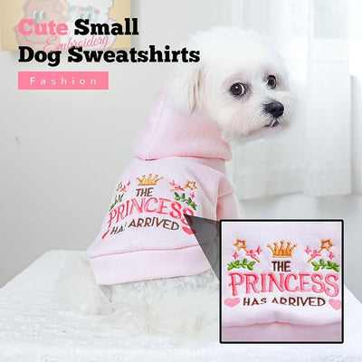 ABRRLO Small Dog Hoodie Clothes Cute Pink Princess Fleece Dog Sweater for Small Dogs Cats Girl Warm Puppy Sweatshirt with Leash D Ring Fall Winter XS Pet Outfits Chihuahua Yorkie Shihtzu(Pink,XS)