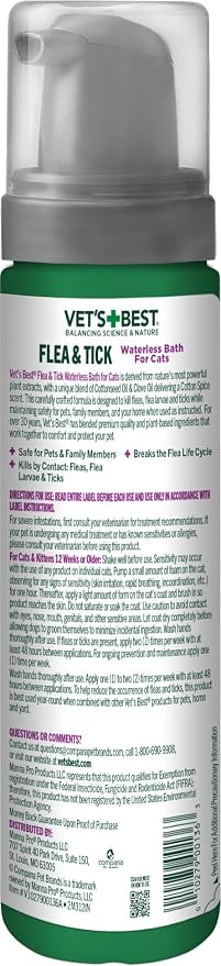 Vet's Best Natural Waterless Flea & Tick Bath for Cats – Natural Dry Shampoo for Cat Flea and Tick Prevention – No-Rinse Formula with Certified Essential Oils – Plant-Based Cat Wash – 8 oz Bottle