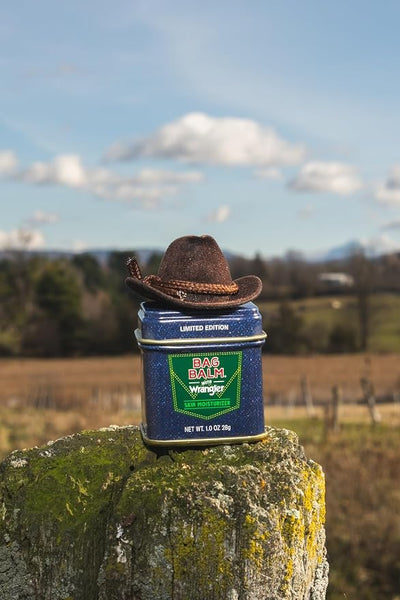 Bag Balm Vermont's Original Skin Moisturizer - Full Body Hydrating Skin Care: Dry Hands, Lips, Face, Feet & More - Unscented, Cruelty & Paraben Free - Day & Night, Men & Women (Wrangler, 3-Pack)